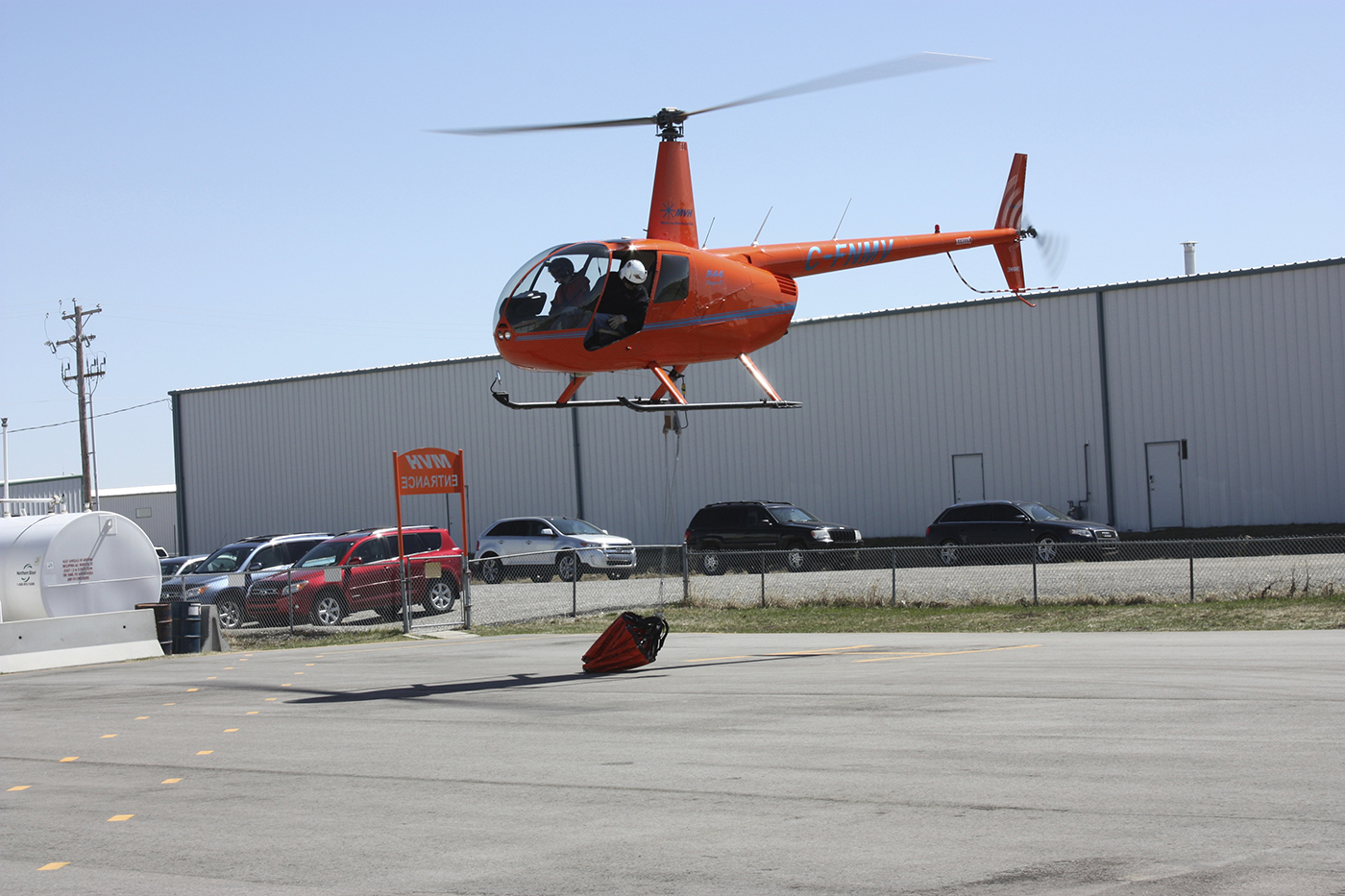 commercial-helicopter-pilot-mountain-view-helicopters